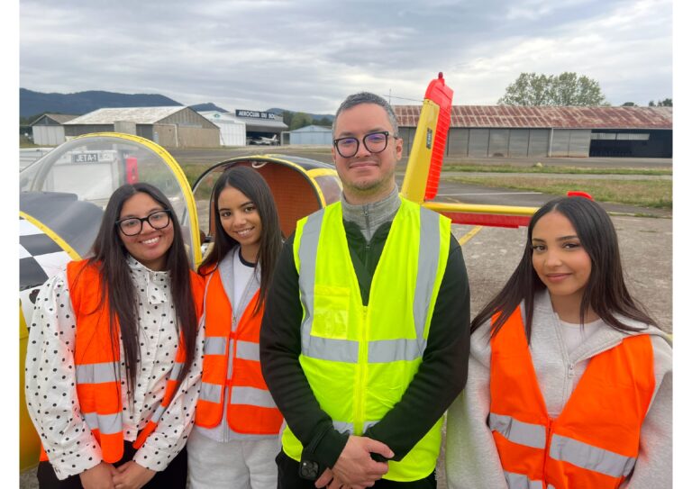 3 jeunes filles et leur éducateur pour vols PMI